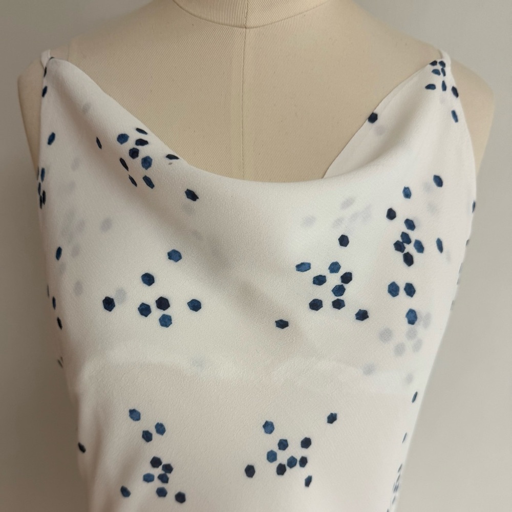 TAROO Chic Sundress - Picture 2 of 7